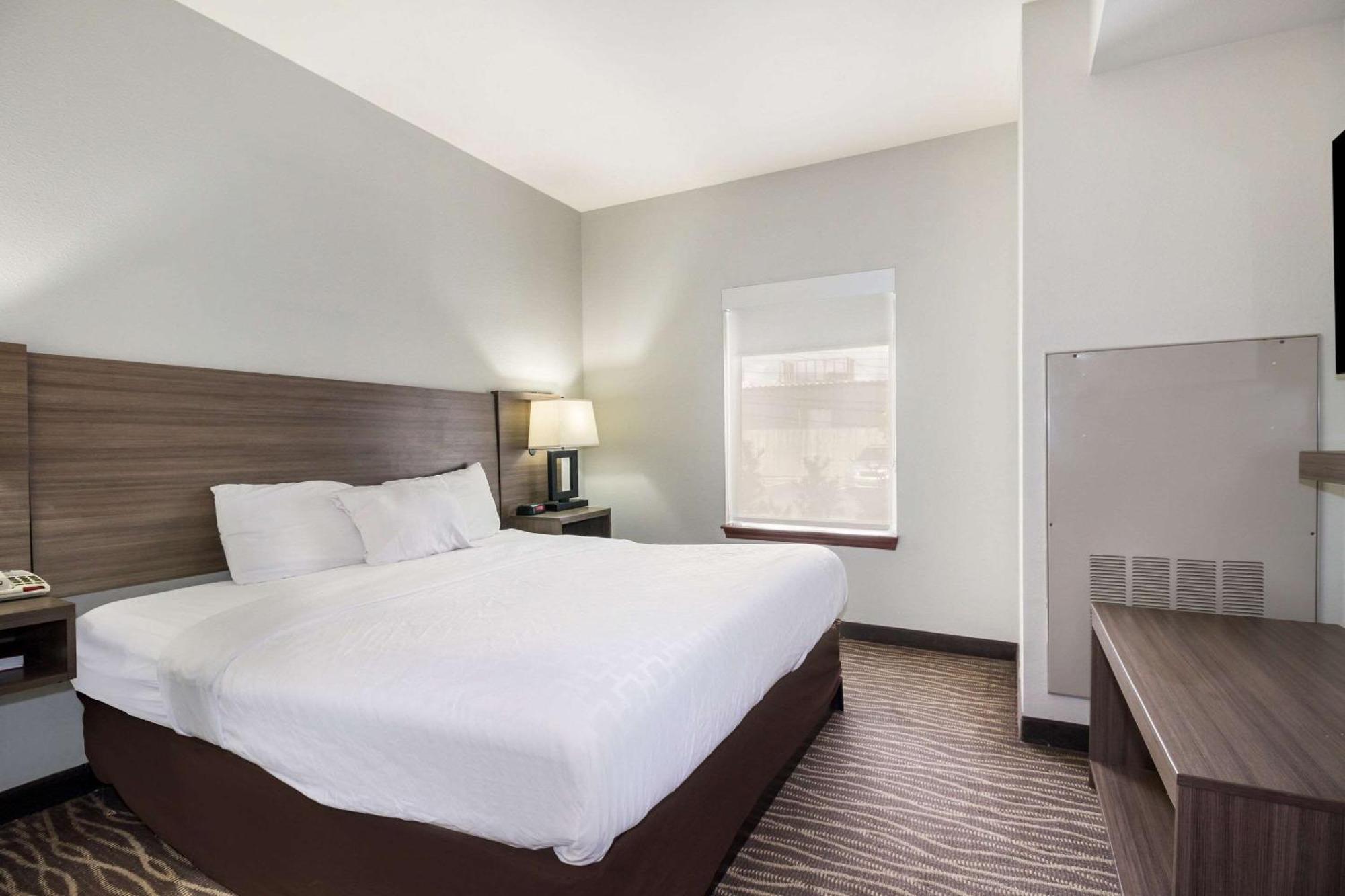 Hotel Clarion Pointe Charleston - West Ashley Exterior foto